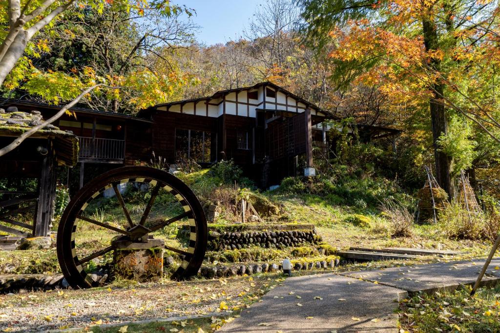 Echigo Nagano Onsen Rankeiso Exterior Waterwheel
