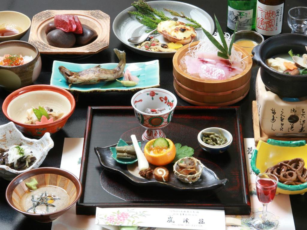 Echigo Nagano Onsen Rankeiso Kaiseki Meal