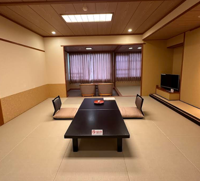 Echigoheiya Yahikorenzan Ichibounoyu Hoho Tatami Room