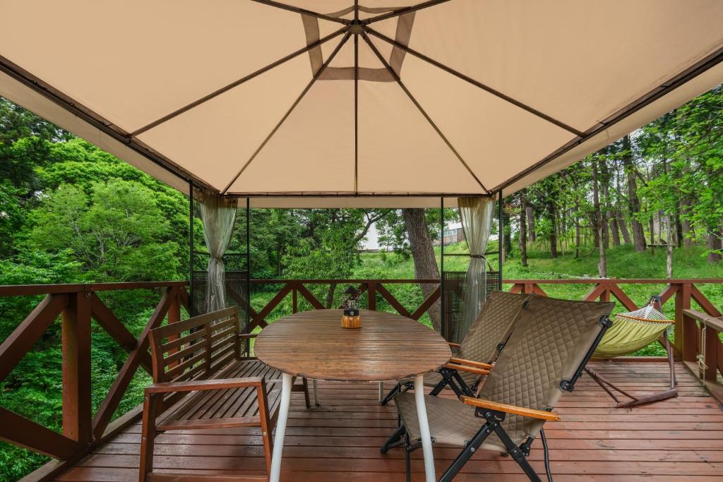 Farm Resort The Farm Forest Deck
