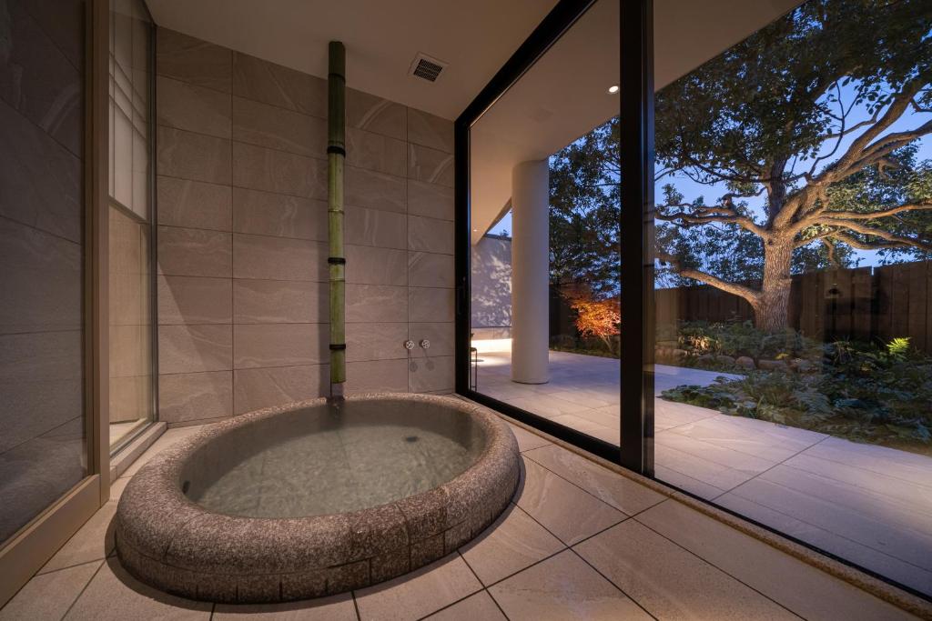 Fontainebleau Atami Private Onsen Bath