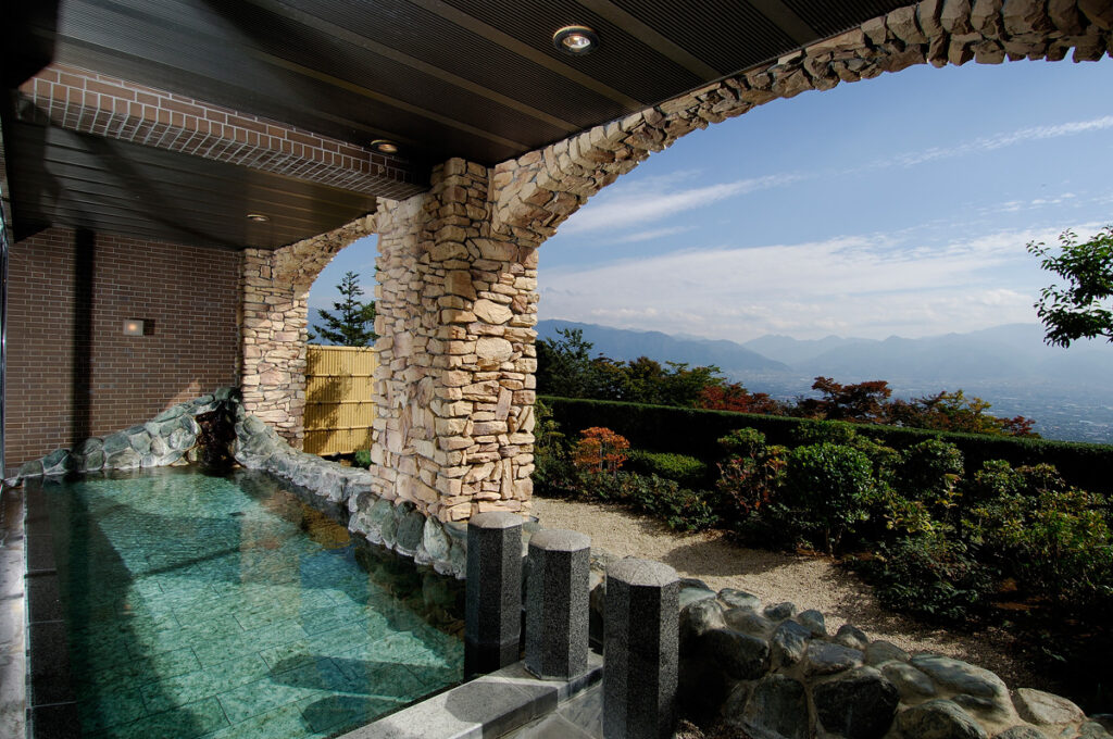 Fruit Park Fujiya Hotel Open Air Onsen