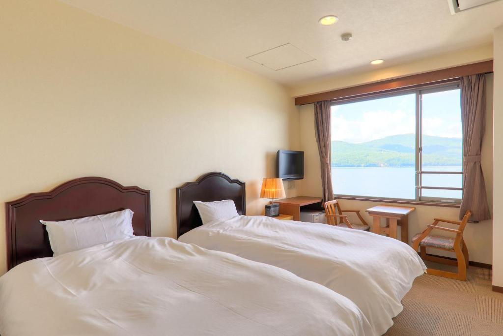 Fuji Matsuzono Hotel Twin Room Lake View