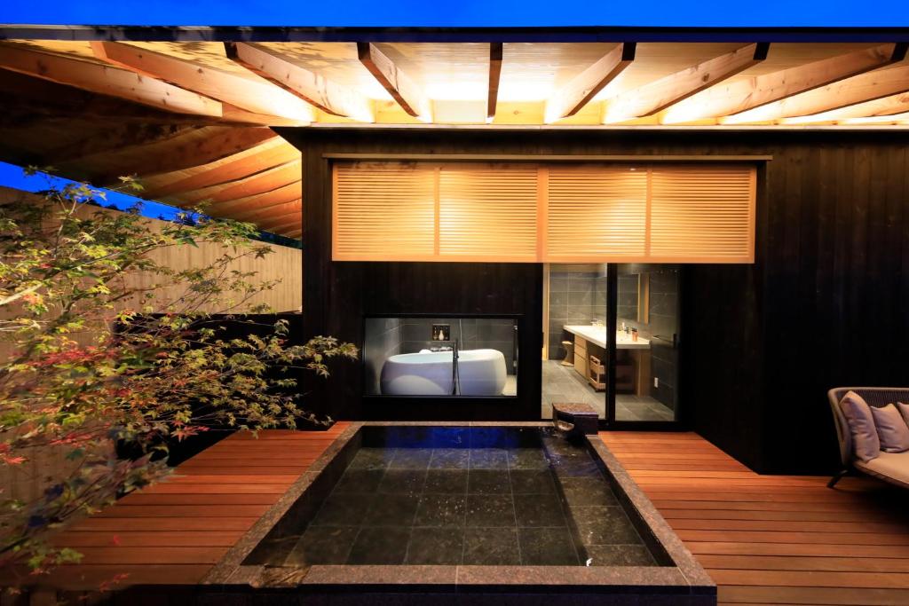 Fuji Onsenji Yumedono Private Open Air Bath