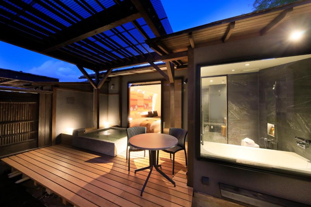 Fuji Onsenji Yumedono Private Open Air Bath Room