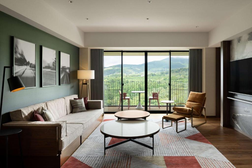 Fuji Speedway Hotel Living Room
