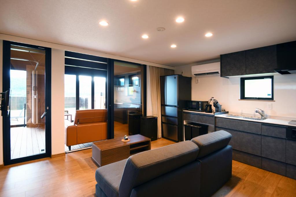 Fuji View Spa Resort Tsumugi Kawaguchiko Modern Suite Living Room