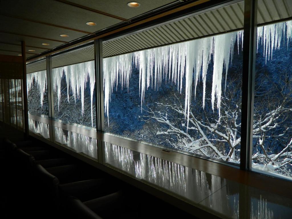 Fujiiso Icicle Window View