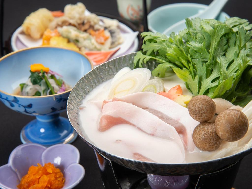Fukubikiya Japanese Hot Pot Meal