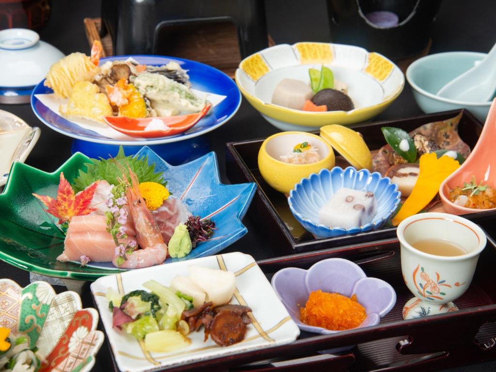 Fukubikiya Kaiseki Meal