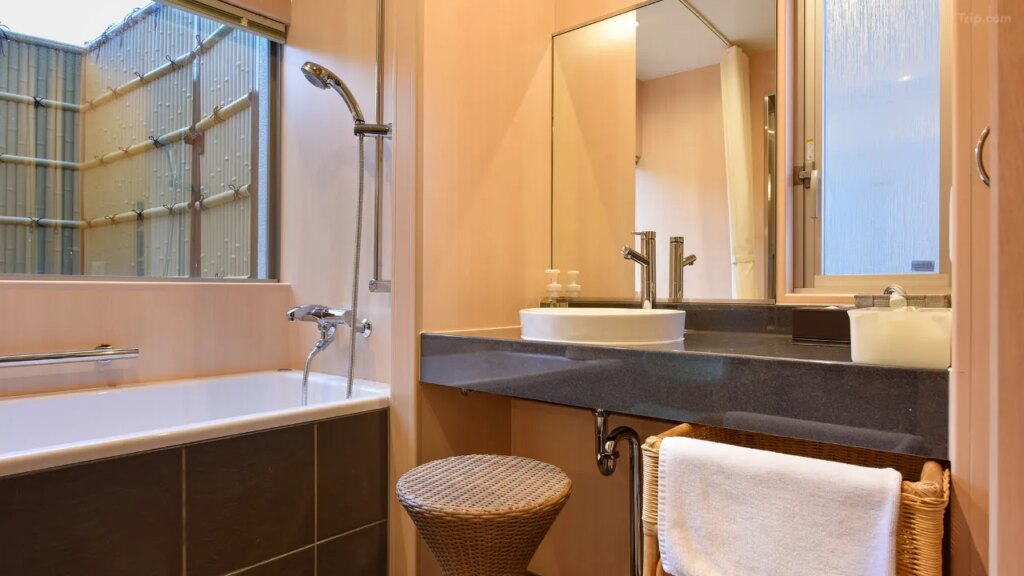 Fukujuso Bathroom Vanity