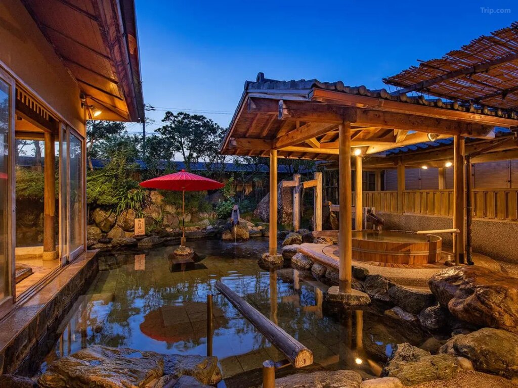 Fukujuso Open Air Onsen
