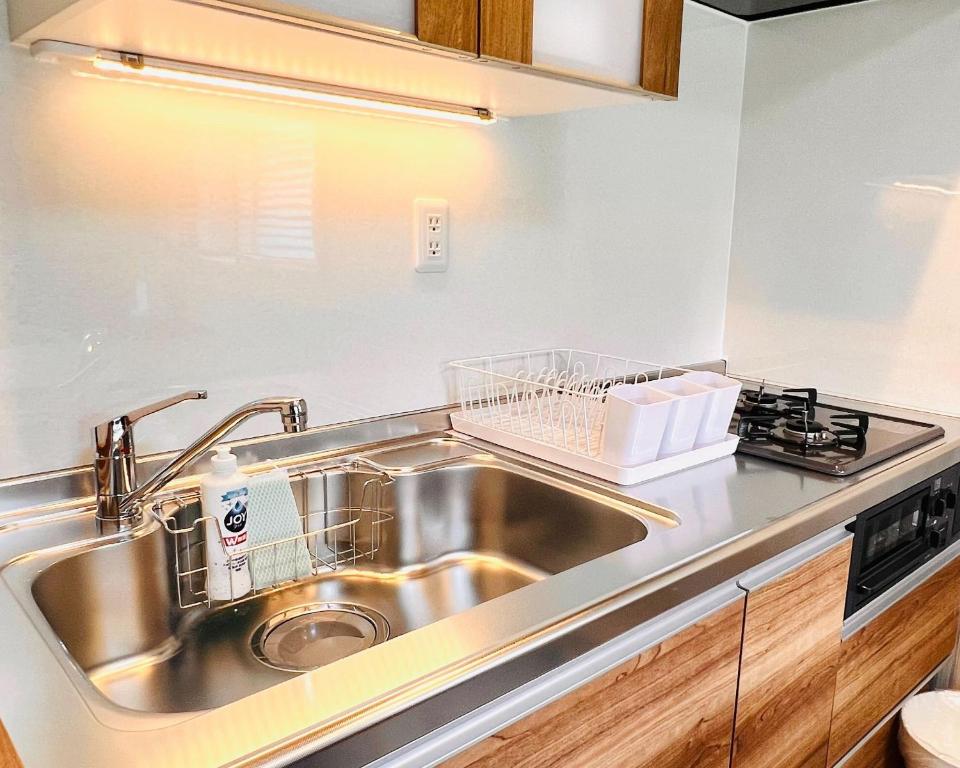Garland Court Usami Kitchenette