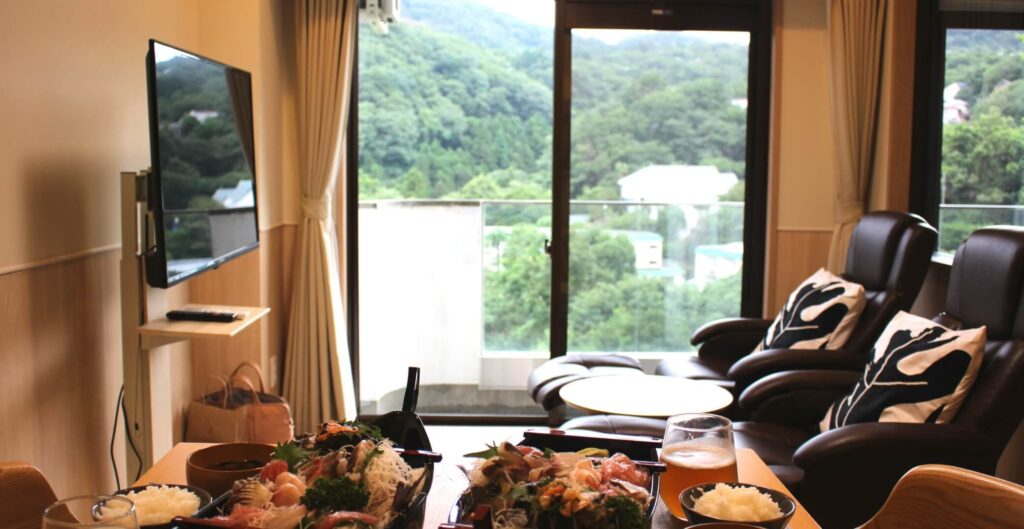 Garland Court Usami Room With Meal And View