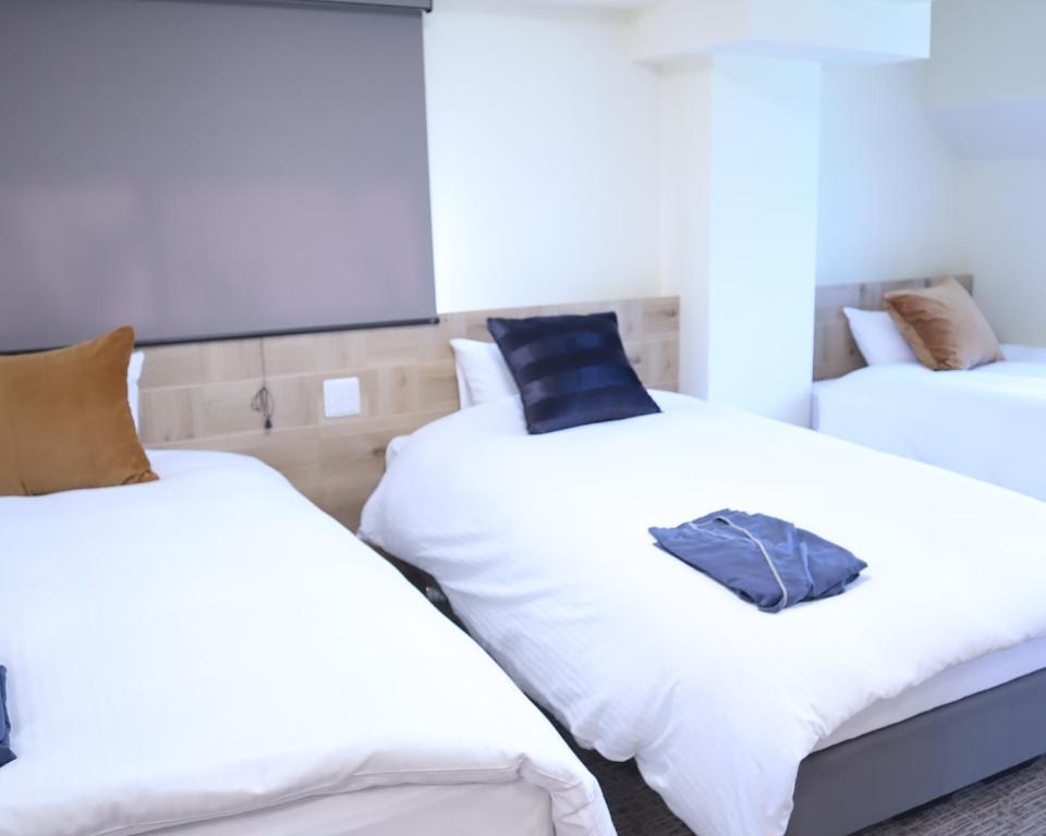 Garland Court Usami Twin Room