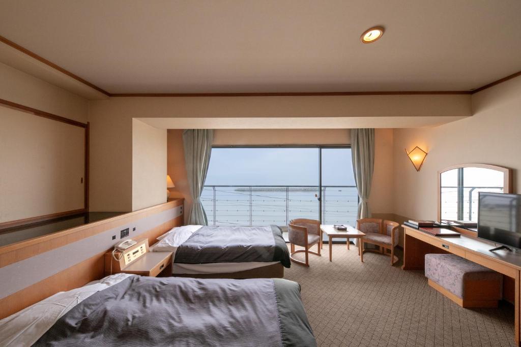 Genji Koh Ocean View Twin Room
