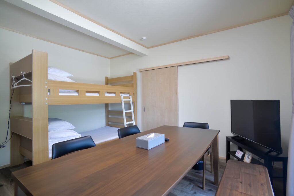 Gero Springs Lodge Bunk Bed Room