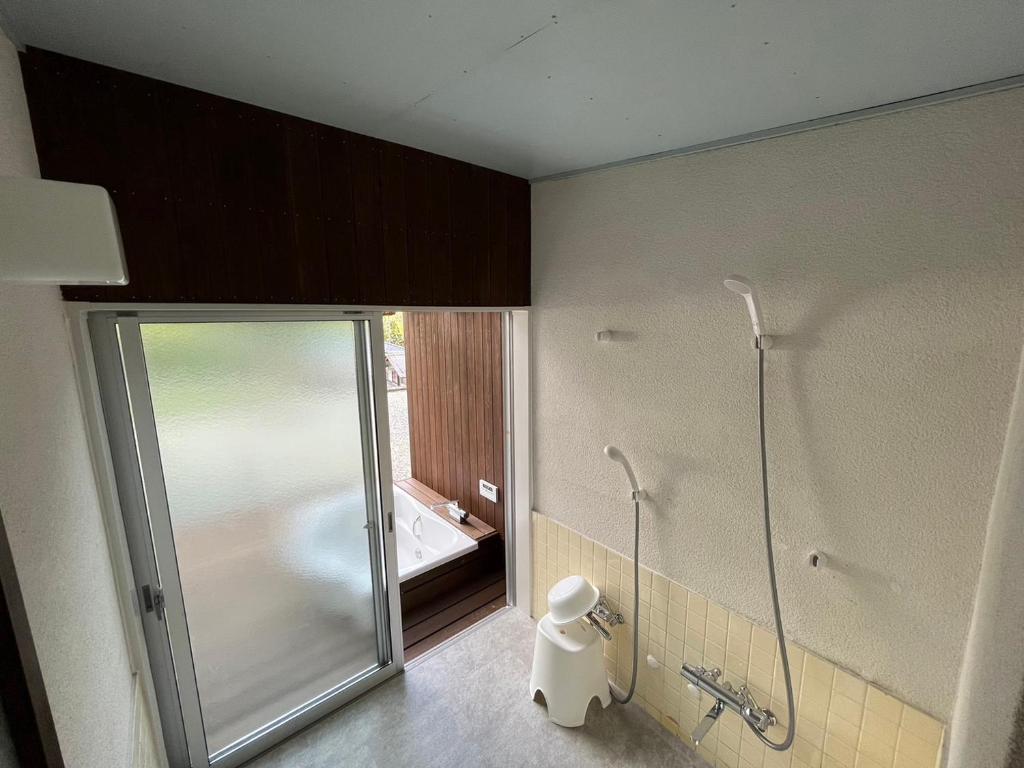 Gero Springs Lodge Private Bath