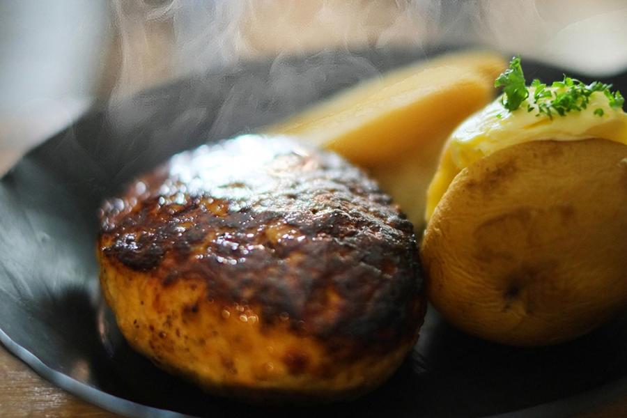 Glamp Dome Fuji Oshino Hamburger Steak