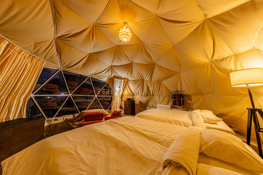 Glampark Akasawa Onsen Geodesic Dome Bedroom