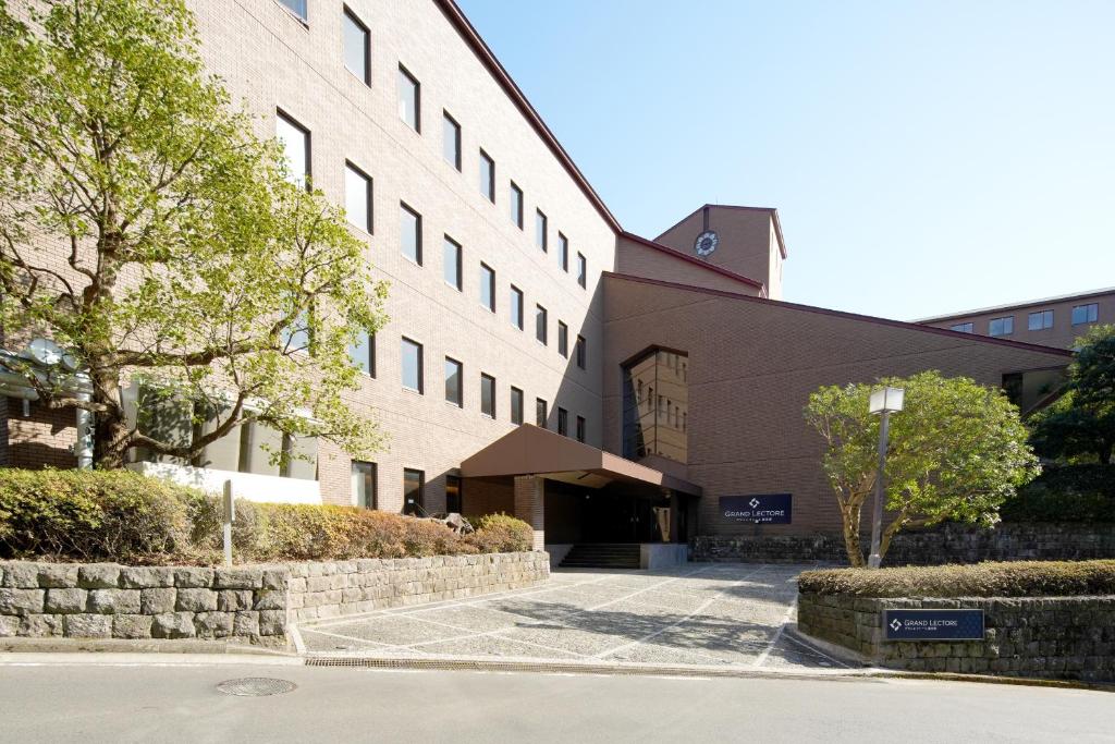 Grand Lectore Yugawara Exterior