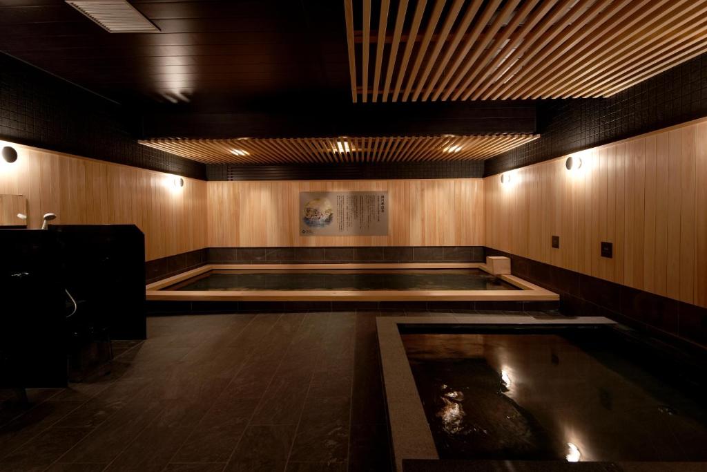 Grand Lectore Yugawara Indoor Onsen Bath
