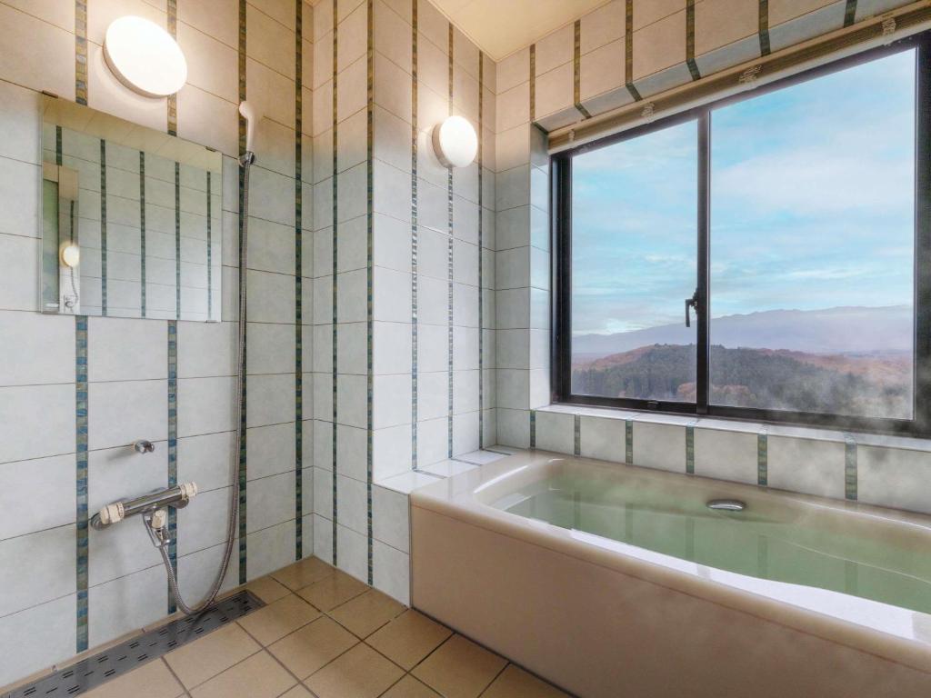 Grand Mercure Nasu Highlands Resort Spa Bathroom View