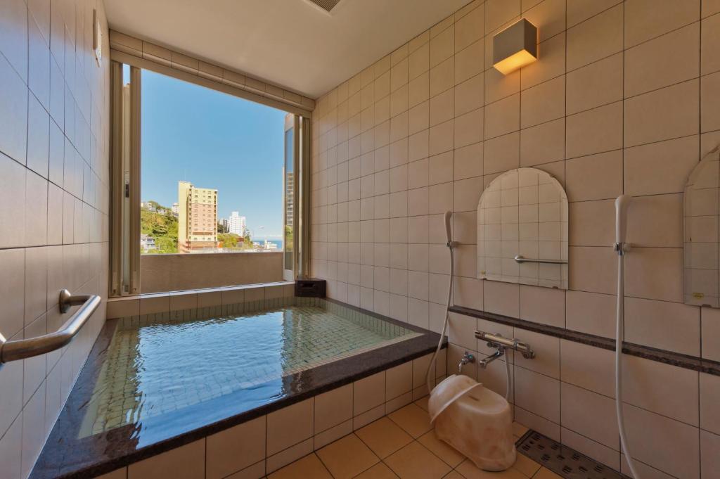 Grand View Atami Private Bath