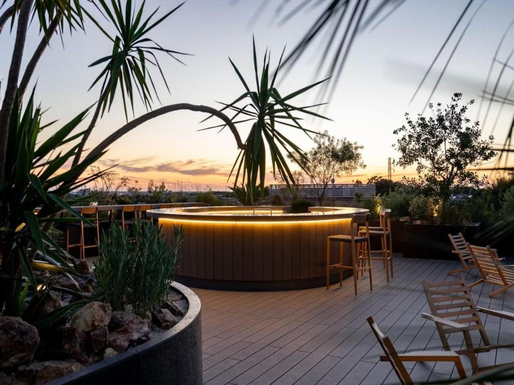 Greenity Iwata Rooftop Hot Tub