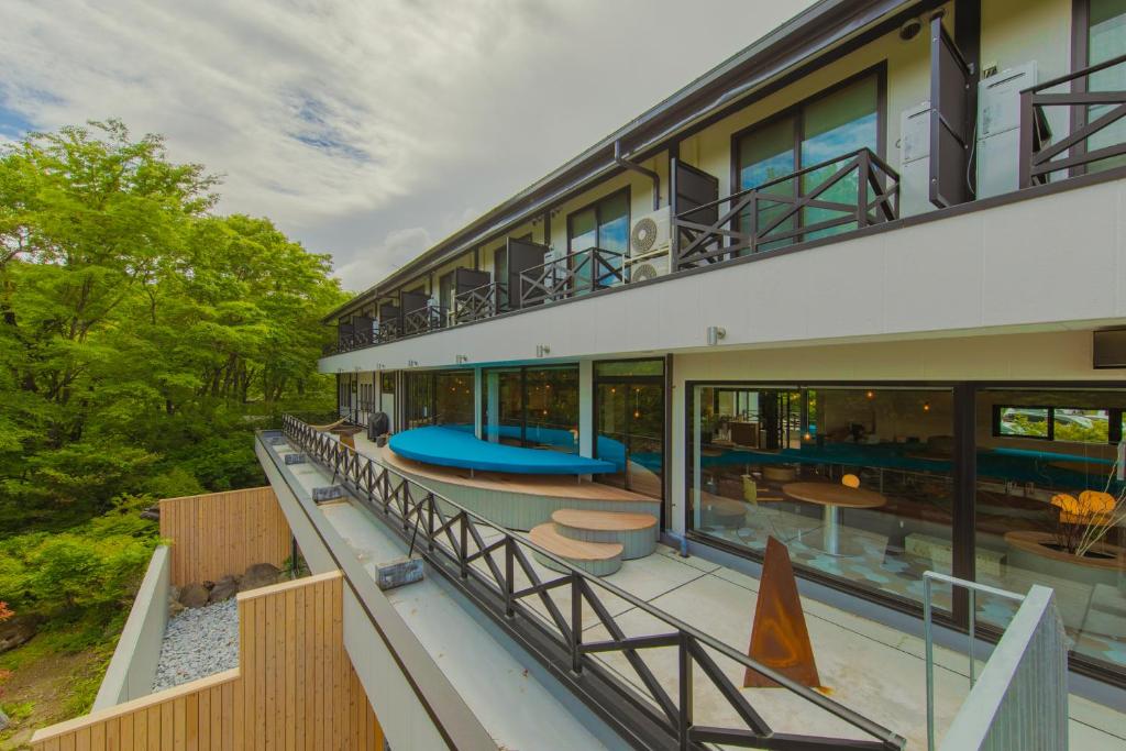 Guesthouse Leu Exterior Balcony