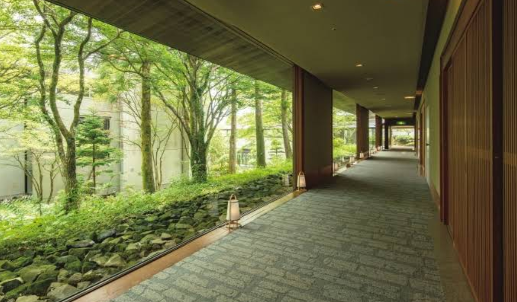 Hakone Yunohana Prince Hotel Garden Corridor