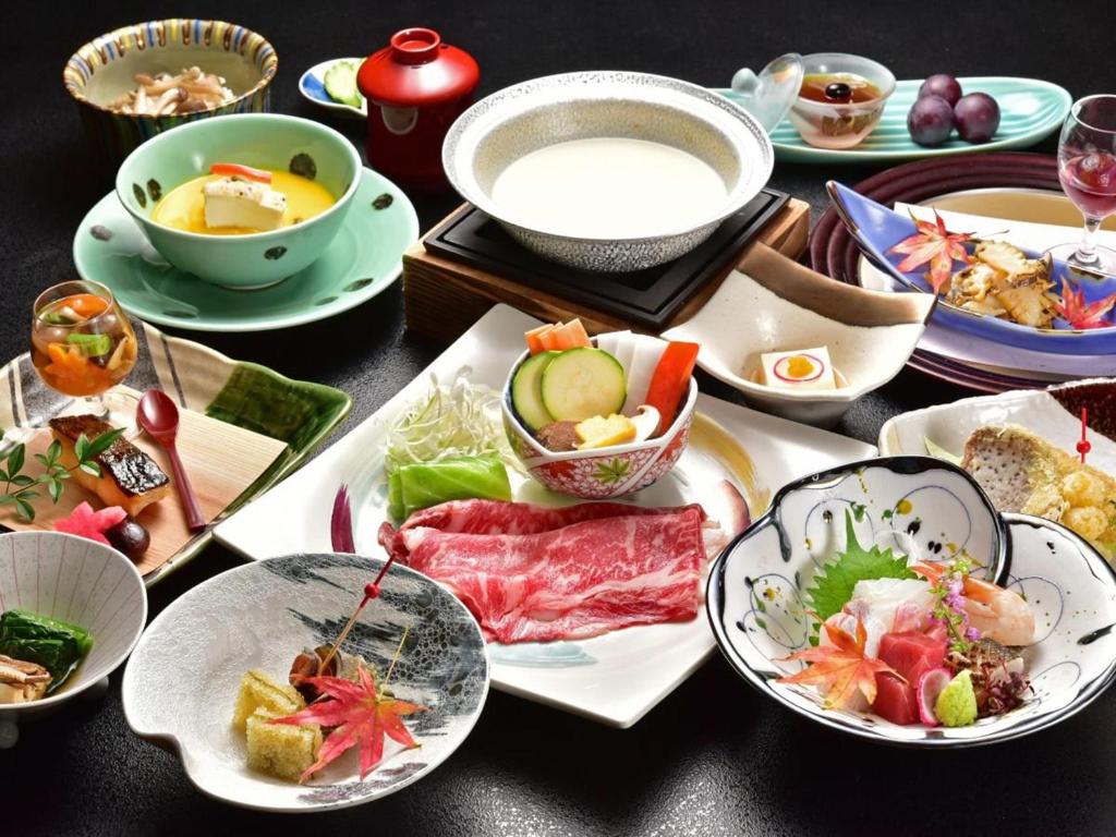 Hakone Yunohana Prince Hotel Kaiseki Dinner