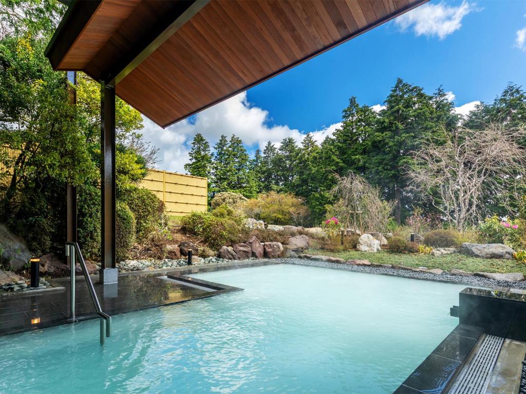 Hakone Yunohana Prince Hotel Open Air Onsen