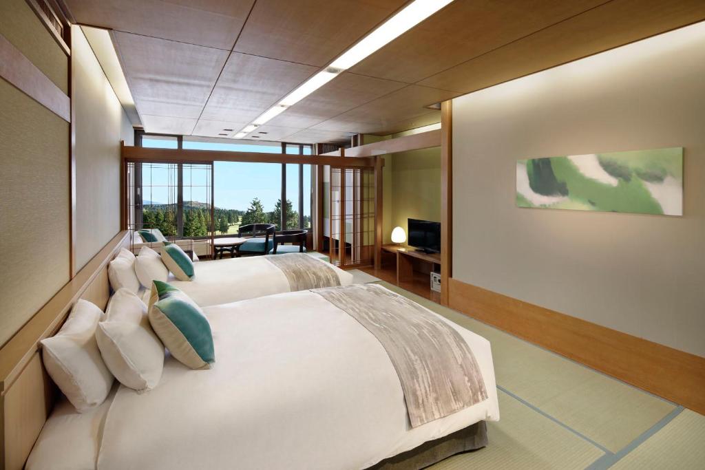 Hakone Yunohana Prince Hotel Tatami Room