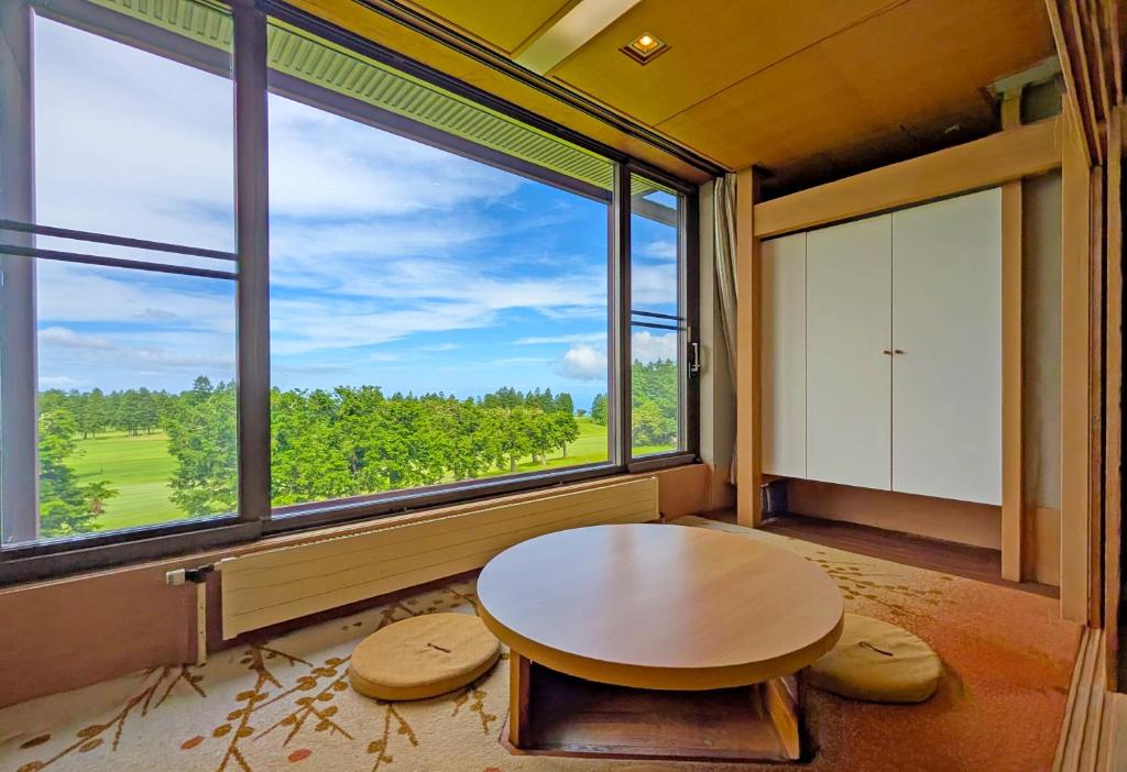 Hakone Yunohana Prince Hotel Tatami Room