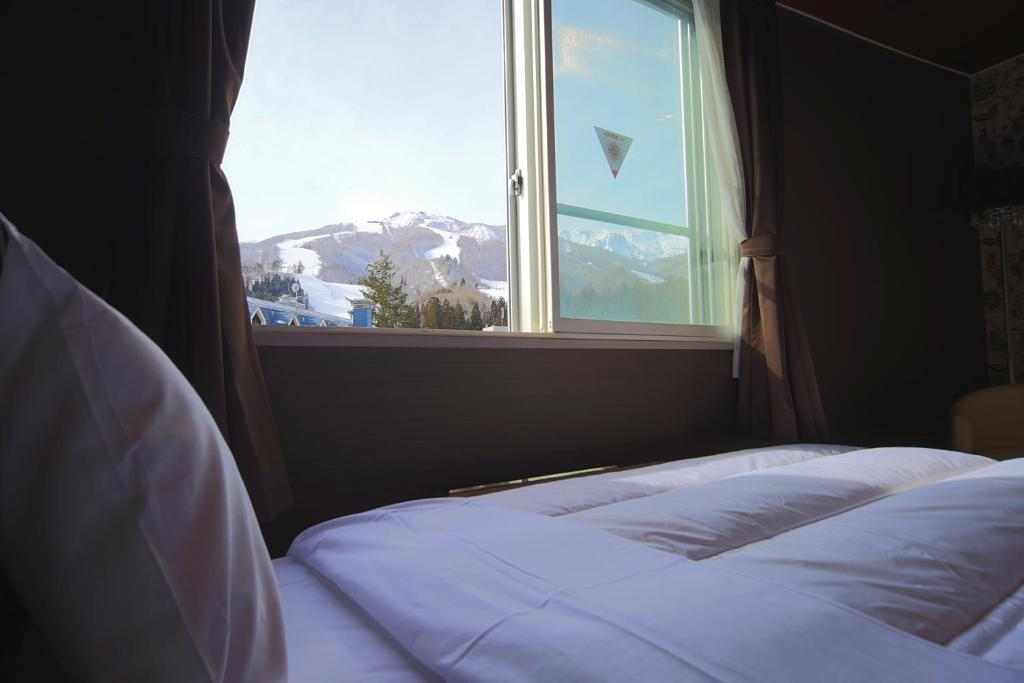 Hakuba Glorious Mountain View Room