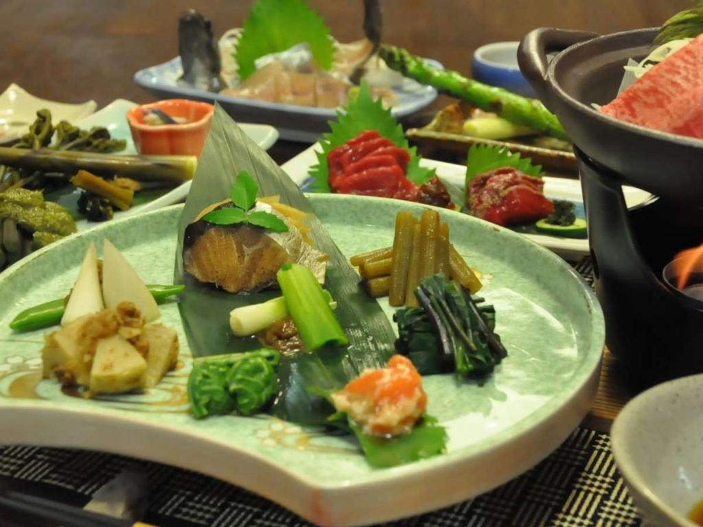 Harumiya Ryokan Kaiseki Meal