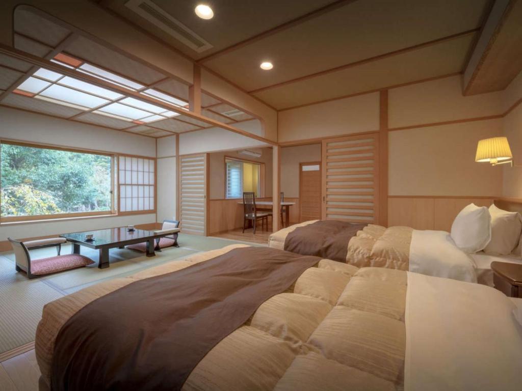 Harumiya Ryokan Tatami Room
