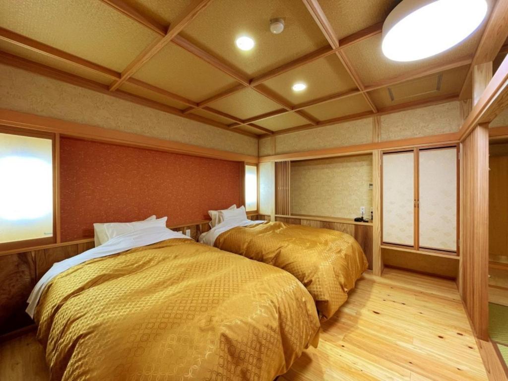 Harumiya Ryokan Twin Room