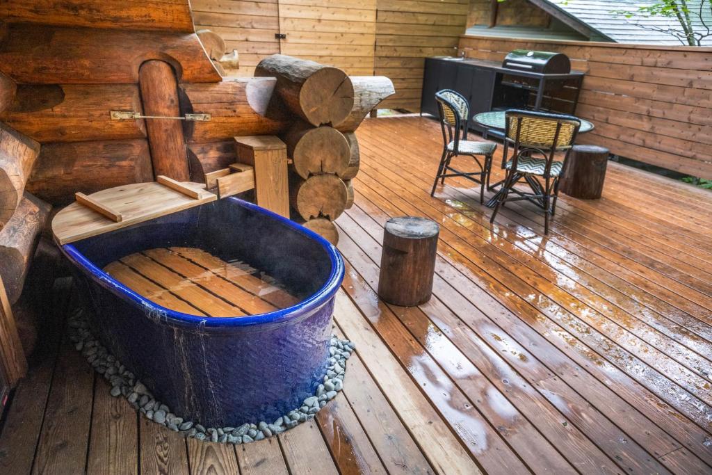 Hatcho No Yu Private Open Air Bath