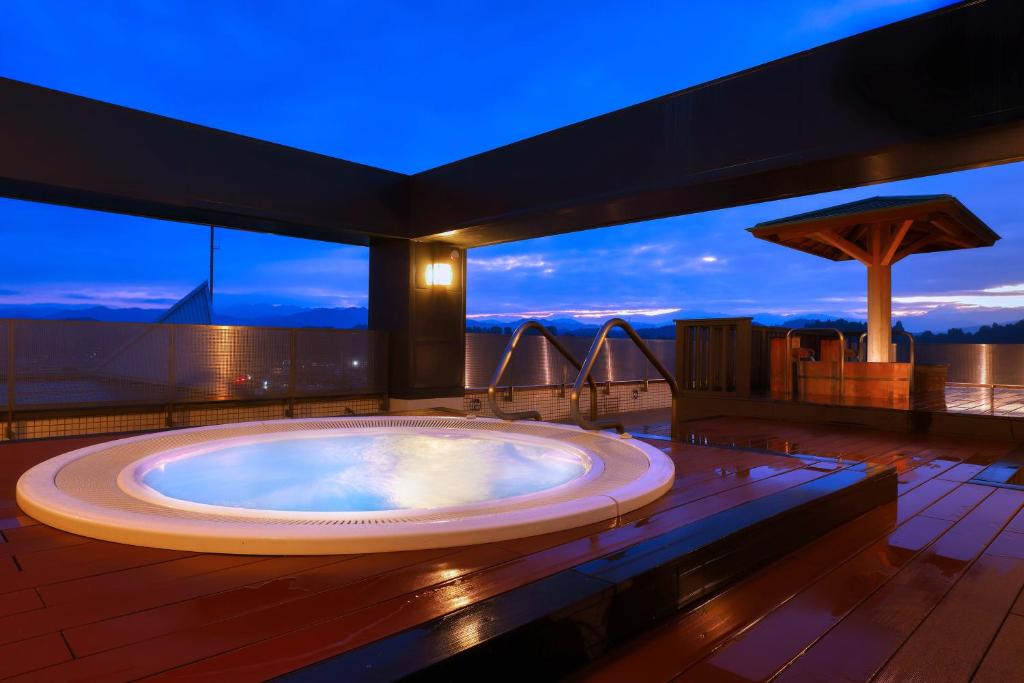 Hida Hotel Plaza Rooftop Onsen