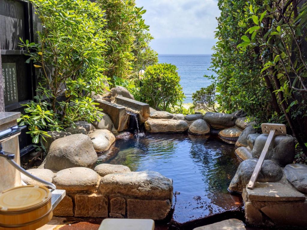 Hiina Hotel Ocean View Onsen