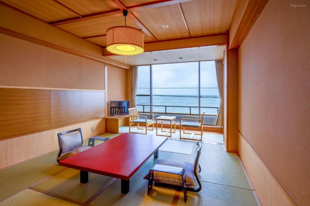 Hiina Hotel Tatami Room