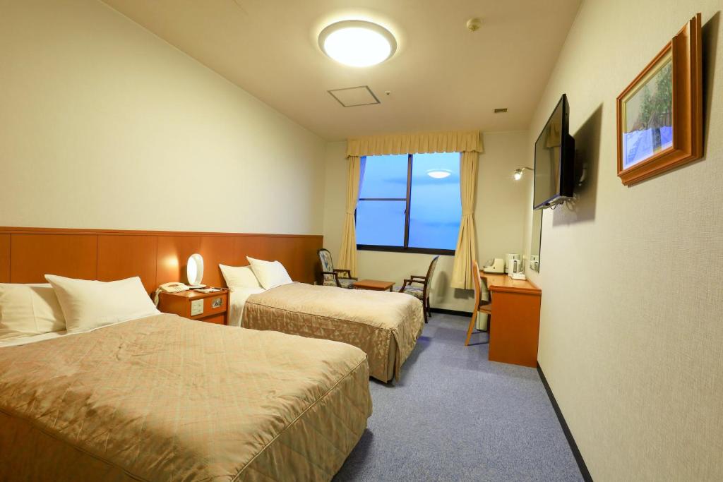 Hill Hotel Sunpia Iga Twin Room