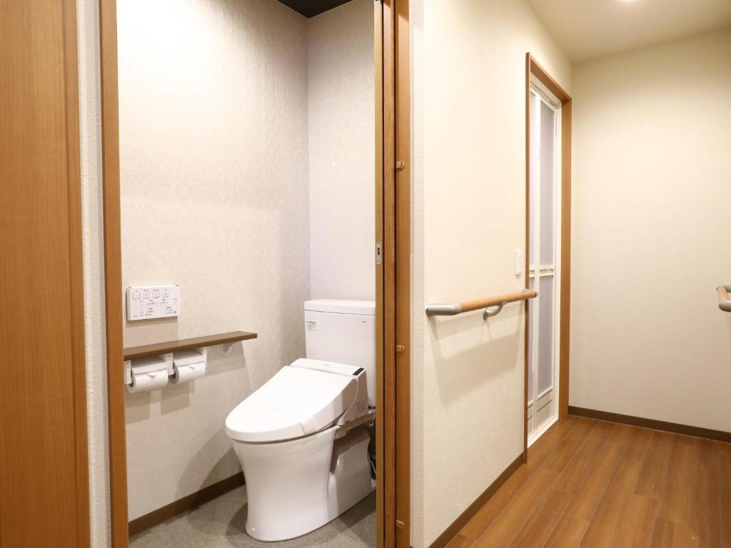 Himi Umiakari Onsen Hotel Bathroom