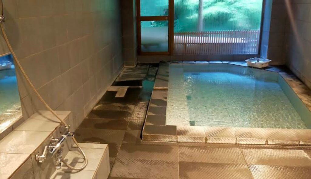 Hinatami Kan Ryokan Indoor Onsen Bath