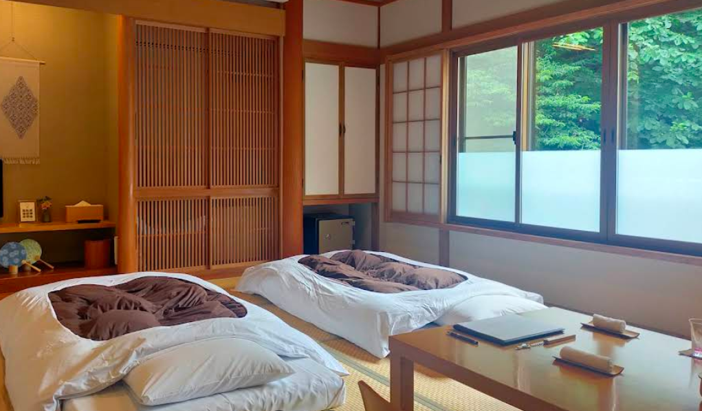 Hinatami Kan Ryokan Tatami Room