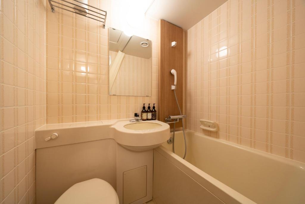 Hirayukan Bathroom