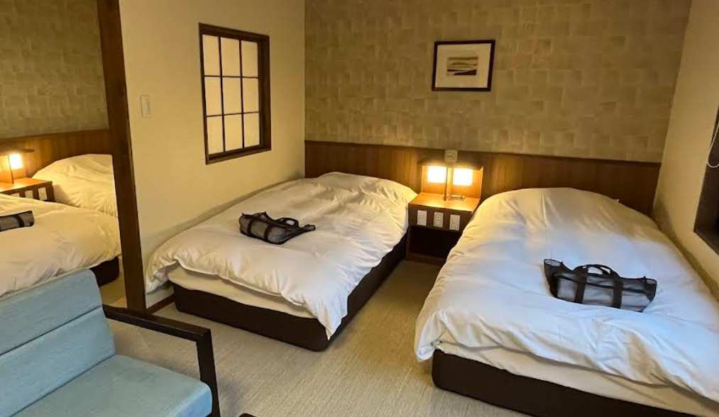 Hirayukan Twin Bedroom