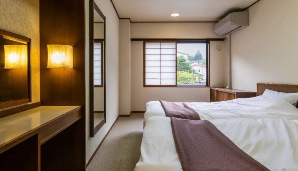 Hirayukan Twin Room